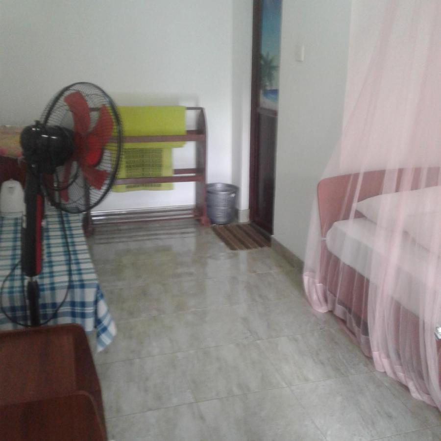 Silent Nest Bed & Breakfast เอลลา ภายนอก รูปภาพ